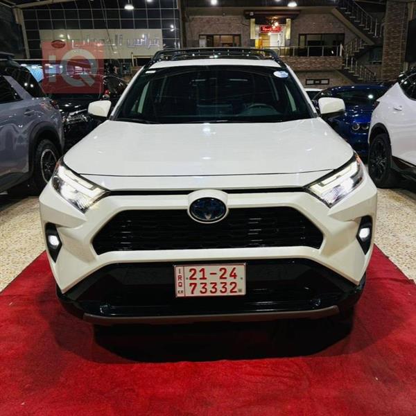 Toyota for sale in Iraq